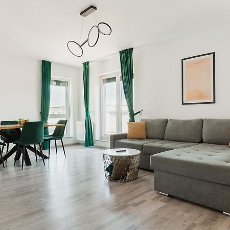 Skylark - Singapore Penthouse With Jacuzzi & Panoramic View Braşov Exterior foto