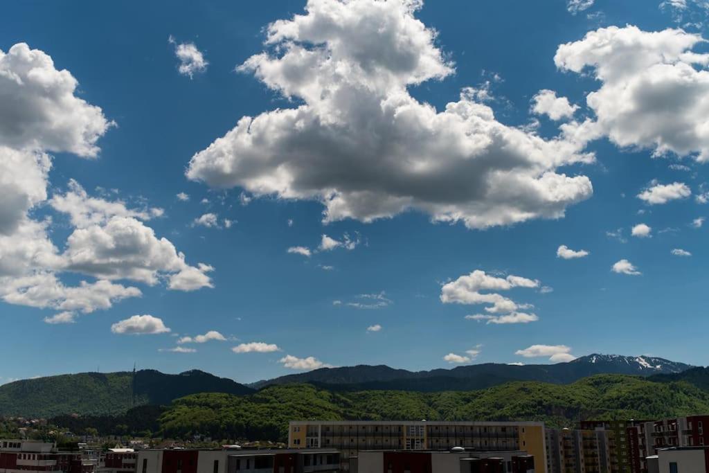 Skylark - Singapore Penthouse With Jacuzzi & Panoramic View Braşov Exterior foto